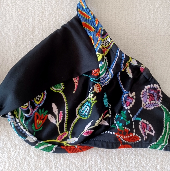 VENUS Midnight Elegance Sally Underwire Ring Bikini Top, size 32DD/34D/36C - Picture 8 of 13